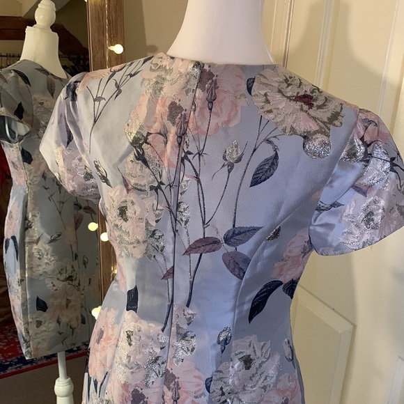 MAC DUGGAL
Cap-Sleeve Slim Mini Dress Anthropologie - Picture 13 of 17